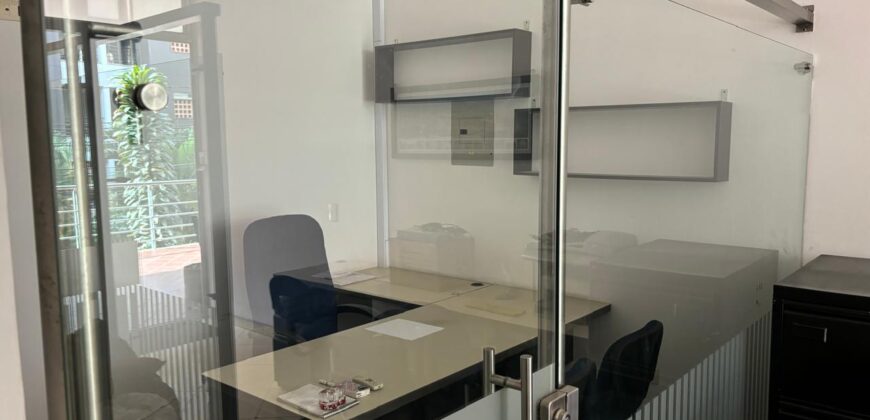 Se vende local cerca a Mayorca -Sabaneta (10921617)