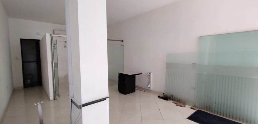 Se vende local cerca a Mayorca -Sabaneta (10921617)