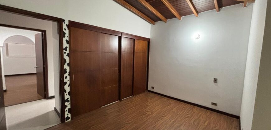 Finca en arriendo Envigado – Sector El Salado (193290824)