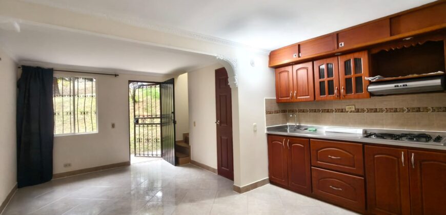 Se vende casa Bello – Bucaros (193700580)