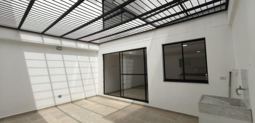 Se vende apartamento Envigado cerca a la Plaza de Santa Gertrudis (193746816)