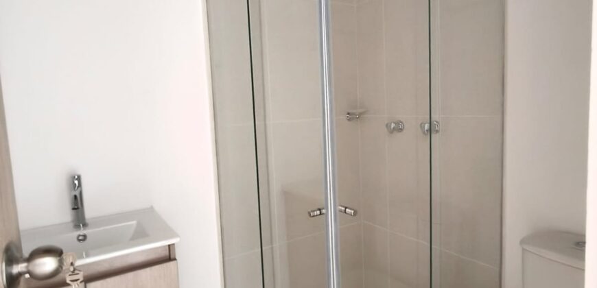 Se vende apartamento Envigado cerca a la Plaza de Santa Gertrudis (193747373)
